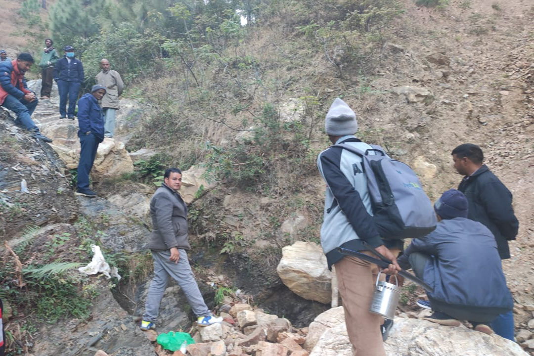 योजनाको अनुगमन गर्दै पाटन नगरपालिका 